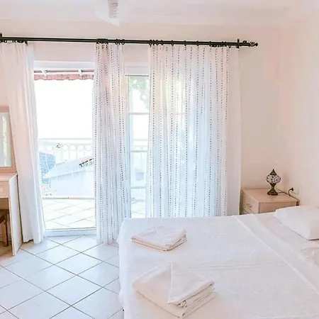 Villa Manzara *